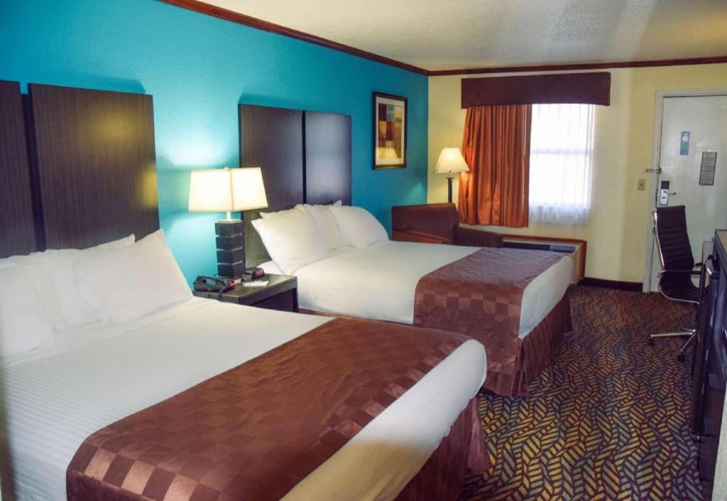 Hotel Western Fairwinds 2*