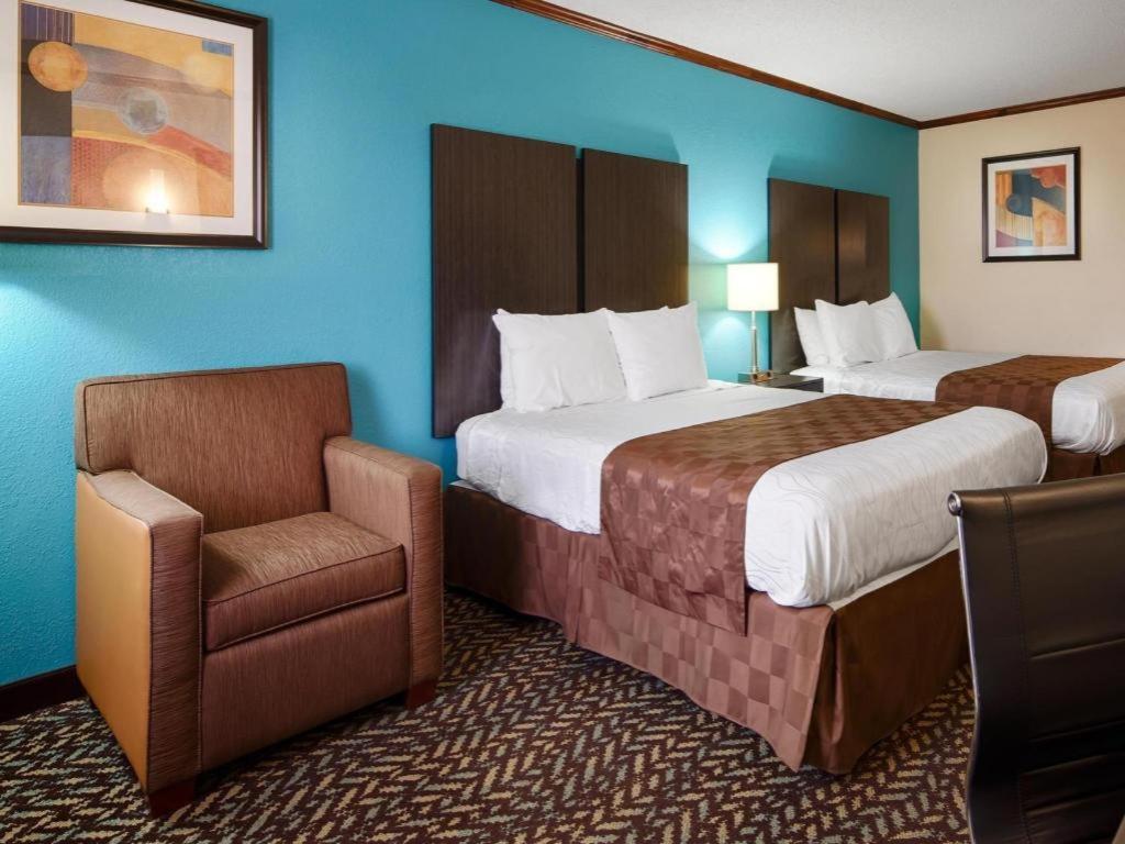 Western Fairwinds 2*