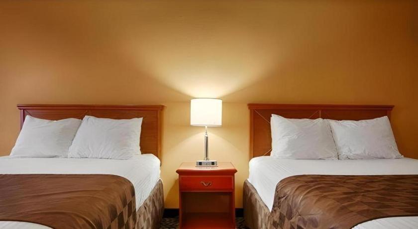 Western Fairwinds Hotel