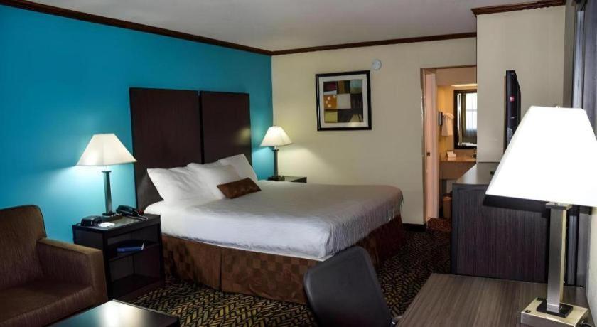 Western Fairwinds 2*