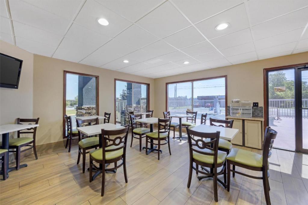 Western Fairwinds 2* Cullman