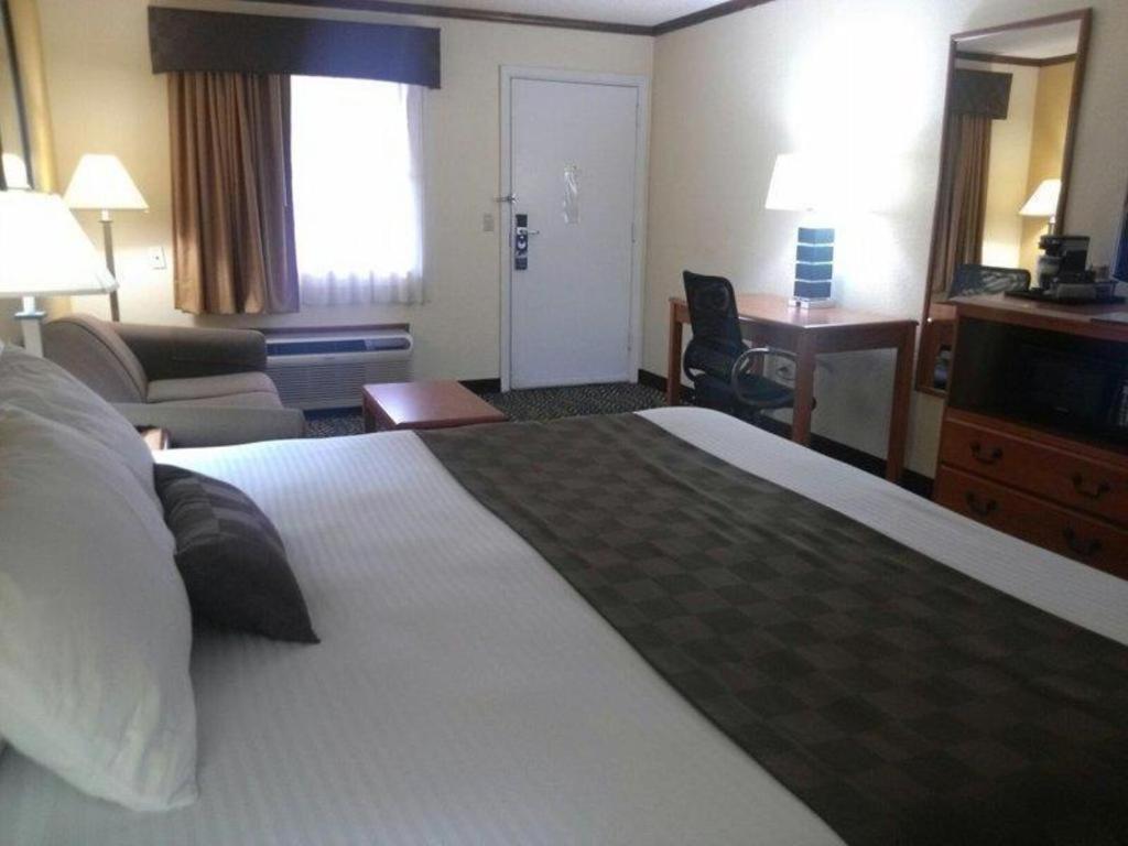 Western Fairwinds Hotel
